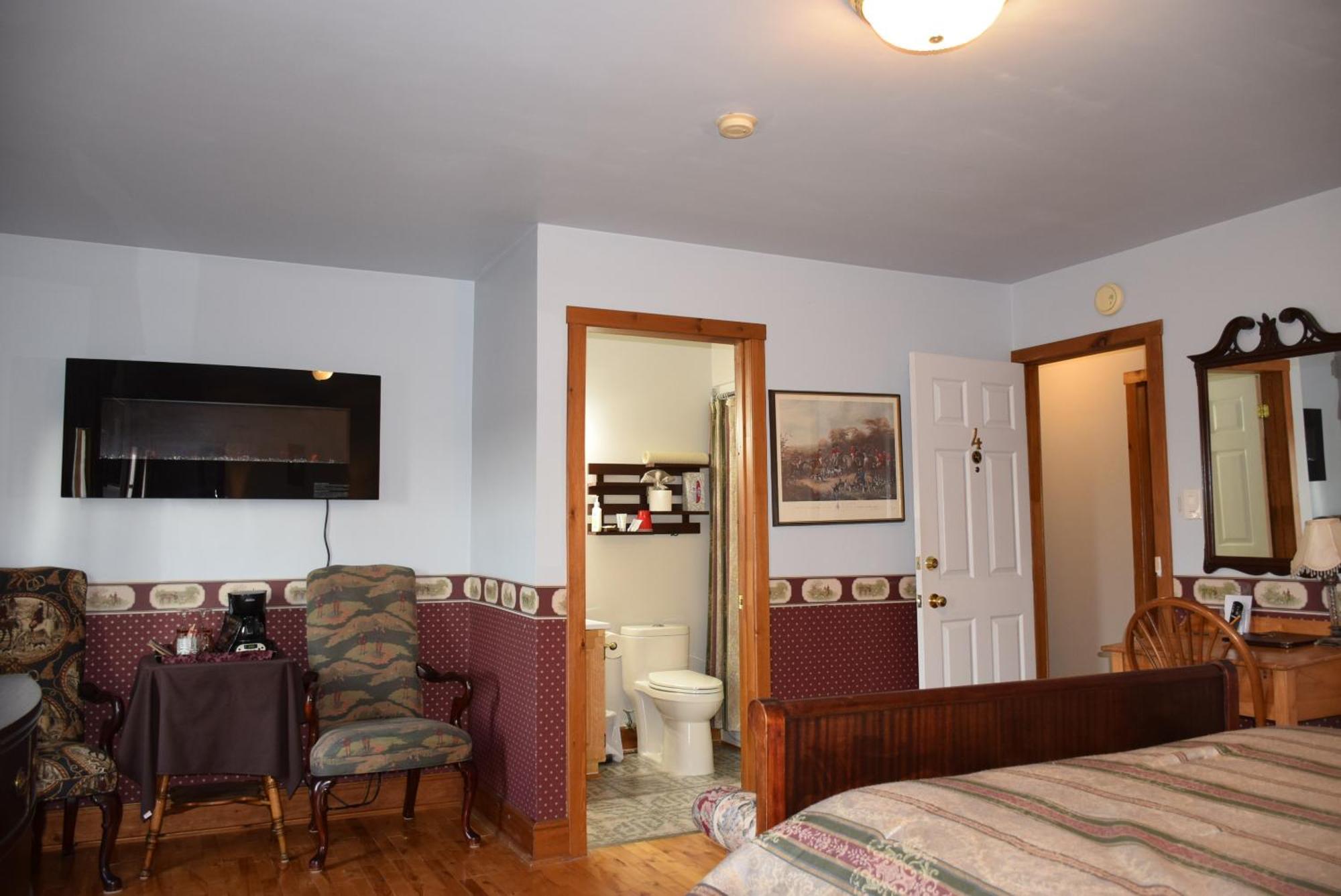 Auberge Wild Rose Inn Moncton Exterior photo